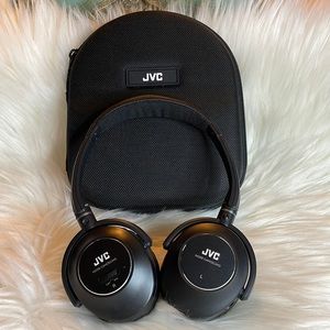 EUC JVC Noise Cancelling Headphones